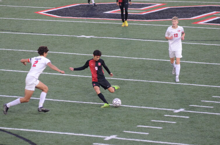 University Upsets Steubenville in OVAC Semifinal After  Epic 10-Round Shootout